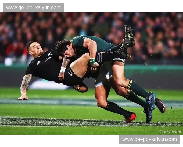 北欧绿茵的“冰火交锋”：当延雪平的坚韧遇上赫根的华丽